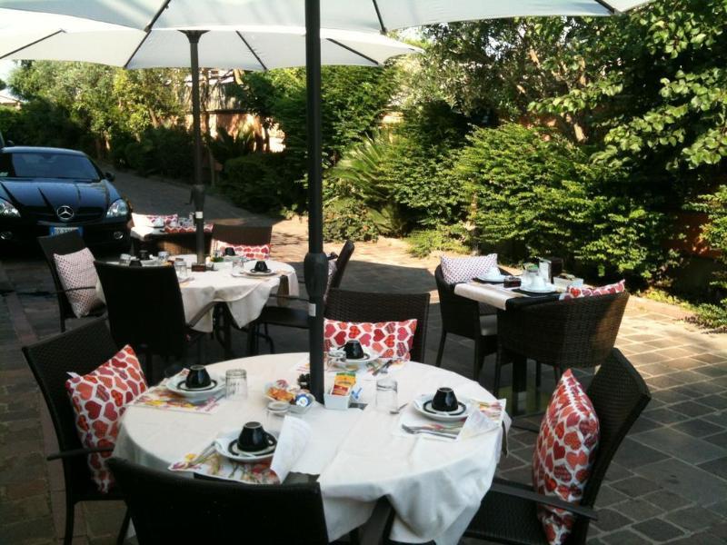 Eh Rome Airport Euro House Hotels Fiumicino Exterior photo