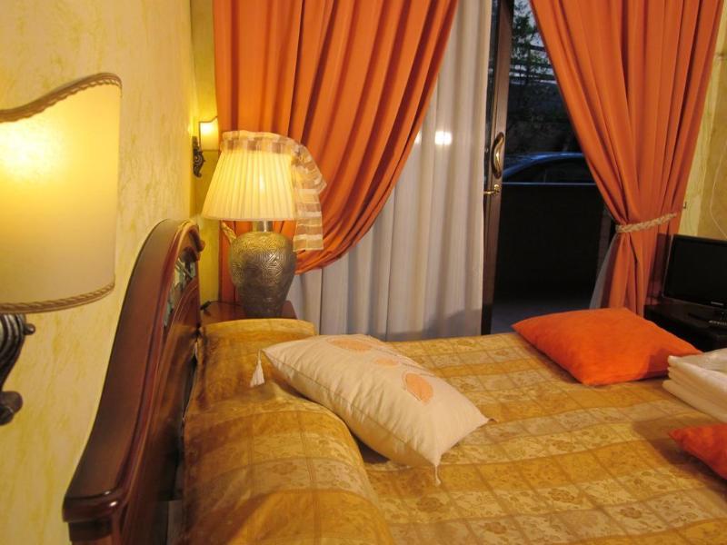 Eh Rome Airport Euro House Hotels Fiumicino Exterior photo